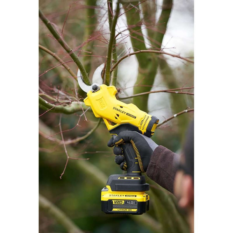 Stanley fatmax hedge online trimmer